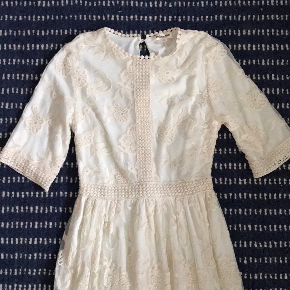 Lace Ivory Maxi Dress